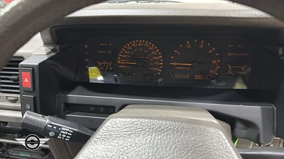 Lot 420 - 1988 NISSAN BLUEBIRD LXD DIESEL