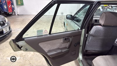 Lot 420 - 1988 NISSAN BLUEBIRD LXD DIESEL