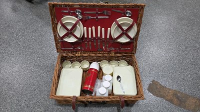 Lot 296 - SIRRAM WICKER PICNIC BASKET