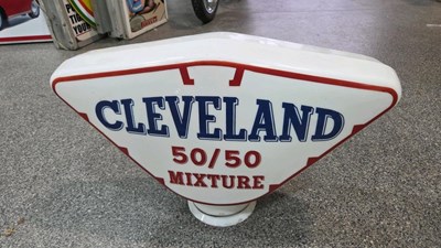 Lot 585 - CLEVELAND 50 / 50 MIXTURE GLASS GLOBE