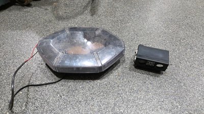 Lot 435 - SMALL POLICE LED LIGHT