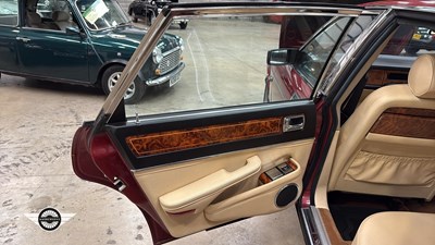 Lot 472 - 1988 DAIMLER 3.6 AUTO