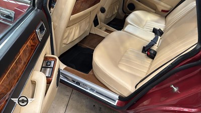 Lot 472 - 1988 DAIMLER 3.6 AUTO