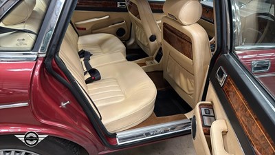 Lot 472 - 1988 DAIMLER 3.6 AUTO