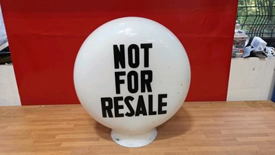 Lot 275 - NOT FOR RESALE GLASS PUMP GLOBE