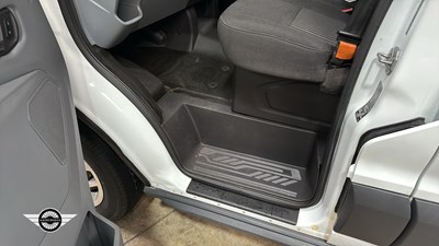 Lot 564 - 2016 FORD TRANSIT 350 TREND