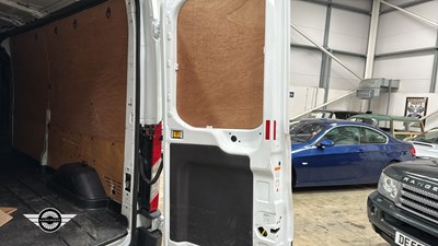 Lot 564 - 2016 FORD TRANSIT 350 TREND