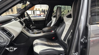 Lot 620 - 2015 LAND ROVER RANGE ROVER SPORT ABIOG DYN V8