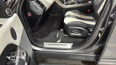 Lot 620 - 2015 LAND ROVER RANGE ROVER SPORT ABIOG DYN V8