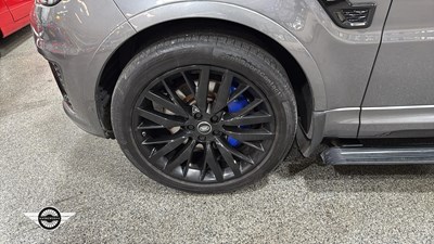 Lot 620 - 2015 LAND ROVER RANGE ROVER SPORT ABIOG DYN V8