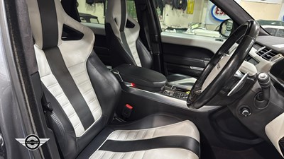 Lot 620 - 2015 LAND ROVER RANGE ROVER SPORT ABIOG DYN V8