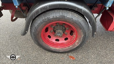 Lot 580 - 1948 BEDFORD