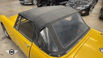 Lot 584 - 1972 MG MIDGET