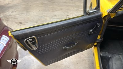 Lot 584 - 1972 MG MIDGET