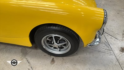 Lot 584 - 1972 MG MIDGET