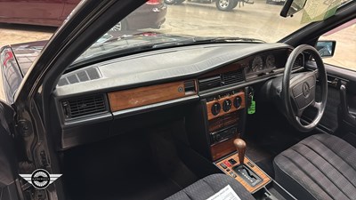Lot 536 - 1993 MERCEDES 190E