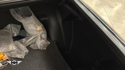 Lot 536 - 1993 MERCEDES 190E