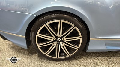 Lot 504 - 2004 BENTLEY CONTINENTAL GT AUTO