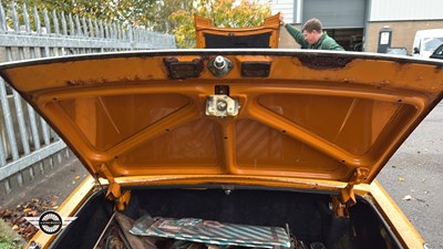 Lot 576 - 1976 TRIUMPH STAG COUPE