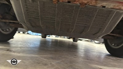 Lot 560 - 1992 VOLVO 240 TORSLANDA