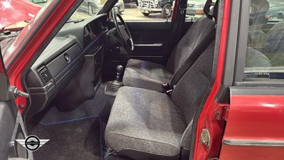 Lot 560 - 1992 VOLVO 240 TORSLANDA