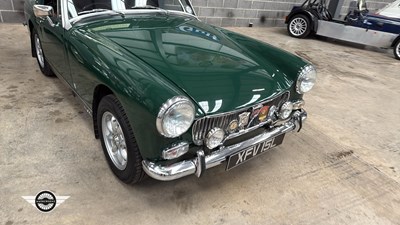 Lot 520 - 1972 MG MIDGET