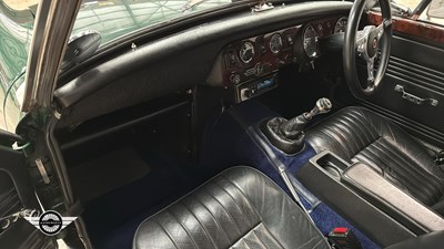 Lot 520 - 1972 MG MIDGET