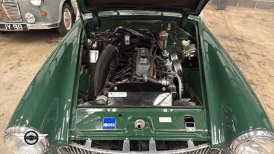 Lot 520 - 1972 MG MIDGET
