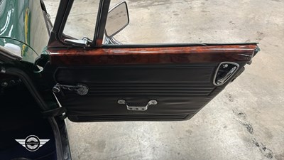 Lot 520 - 1972 MG MIDGET