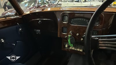 Lot 646 - 1951 TRIUMPH RENOWN