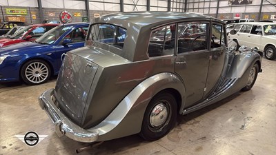 Lot 646 - 1951 TRIUMPH RENOWN