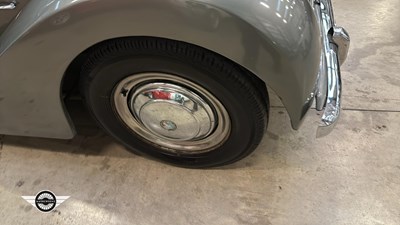 Lot 646 - 1951 TRIUMPH RENOWN