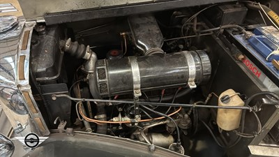 Lot 646 - 1951 TRIUMPH RENOWN