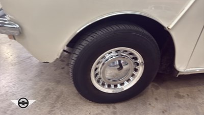 Lot 512 - 1981 AUSTIN MINI