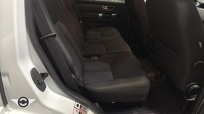 Lot 720 - 2011 LAND ROVER DISCOVERY GS SDV6 AUTO