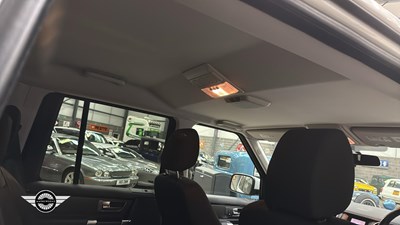 Lot 720 - 2011 LAND ROVER DISCOVERY GS SDV6 AUTO