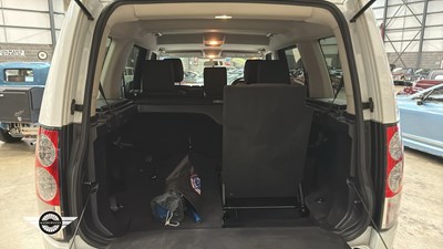 Lot 720 - 2011 LAND ROVER DISCOVERY GS SDV6 AUTO