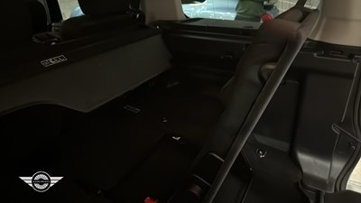 Lot 720 - 2011 LAND ROVER DISCOVERY GS SDV6 AUTO