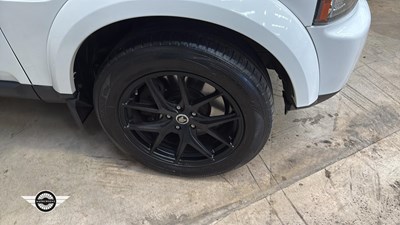 Lot 720 - 2011 LAND ROVER DISCOVERY GS SDV6 AUTO