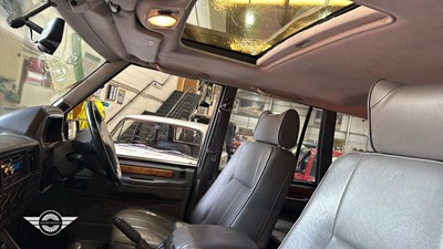 Lot 526 - LAND ROVER RANGEROVER VOGUE SE A