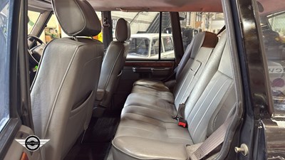 Lot 526 - LAND ROVER RANGEROVER VOGUE SE A