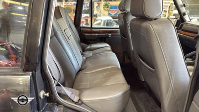 Lot 526 - LAND ROVER RANGEROVER VOGUE SE A