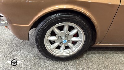 Lot 670 - 1974 HILLMAN IMP DELUXE