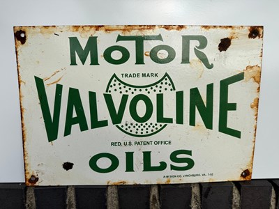 Lot 63 - VALVOLINE MOTOR OIL ENAMEL SIGN 12" X 18"
