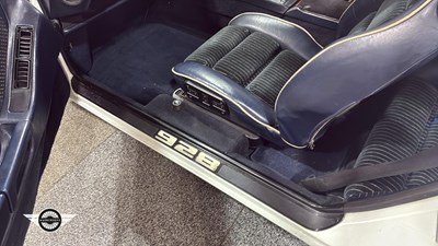 Lot 586 - 1984 PORSCHE 928 S AUTO