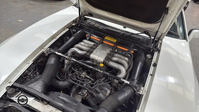 Lot 586 - 1984 PORSCHE 928 S AUTO