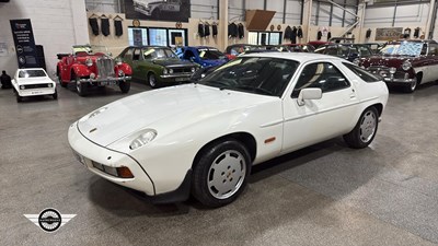 Lot 586 - 1984 PORSCHE 928 S AUTO