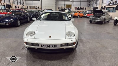 Lot 586 - 1984 PORSCHE 928 S AUTO