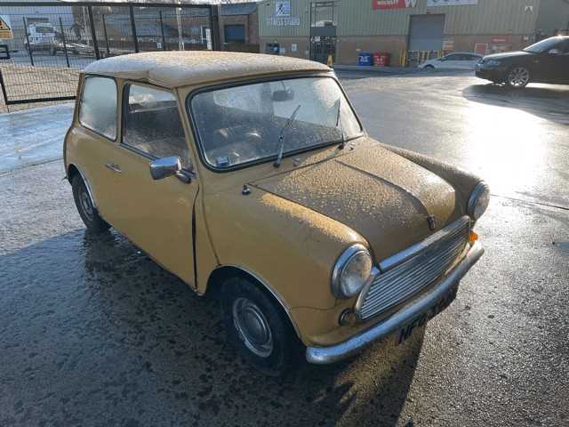 Lot 349 - 1976 LEYLAND CARS MINI 1000