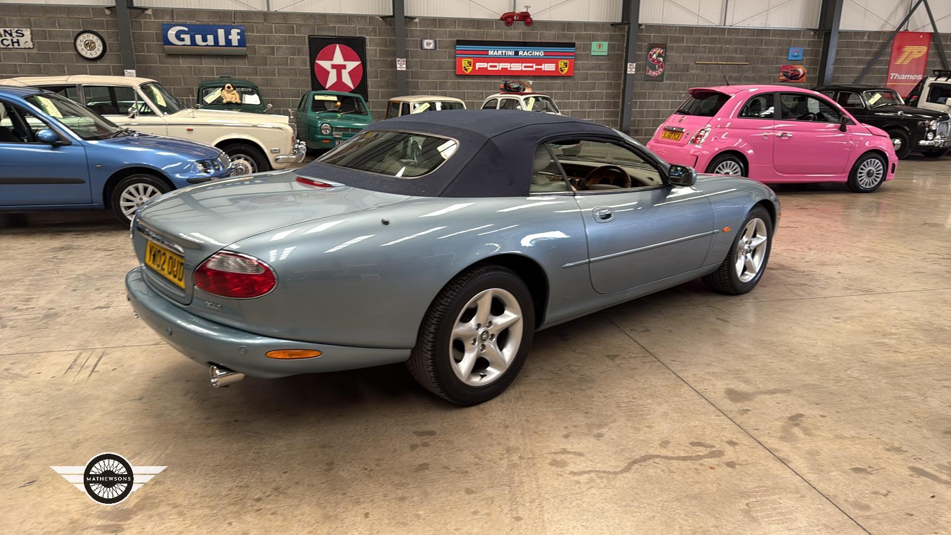 Auto Cover voor Jaguar XK8 Convertible 1996-2006 Volledige Exterieur Auto Cover voor Jaguar XK8 Convertible 1996-2006 Volledige Exterieur
